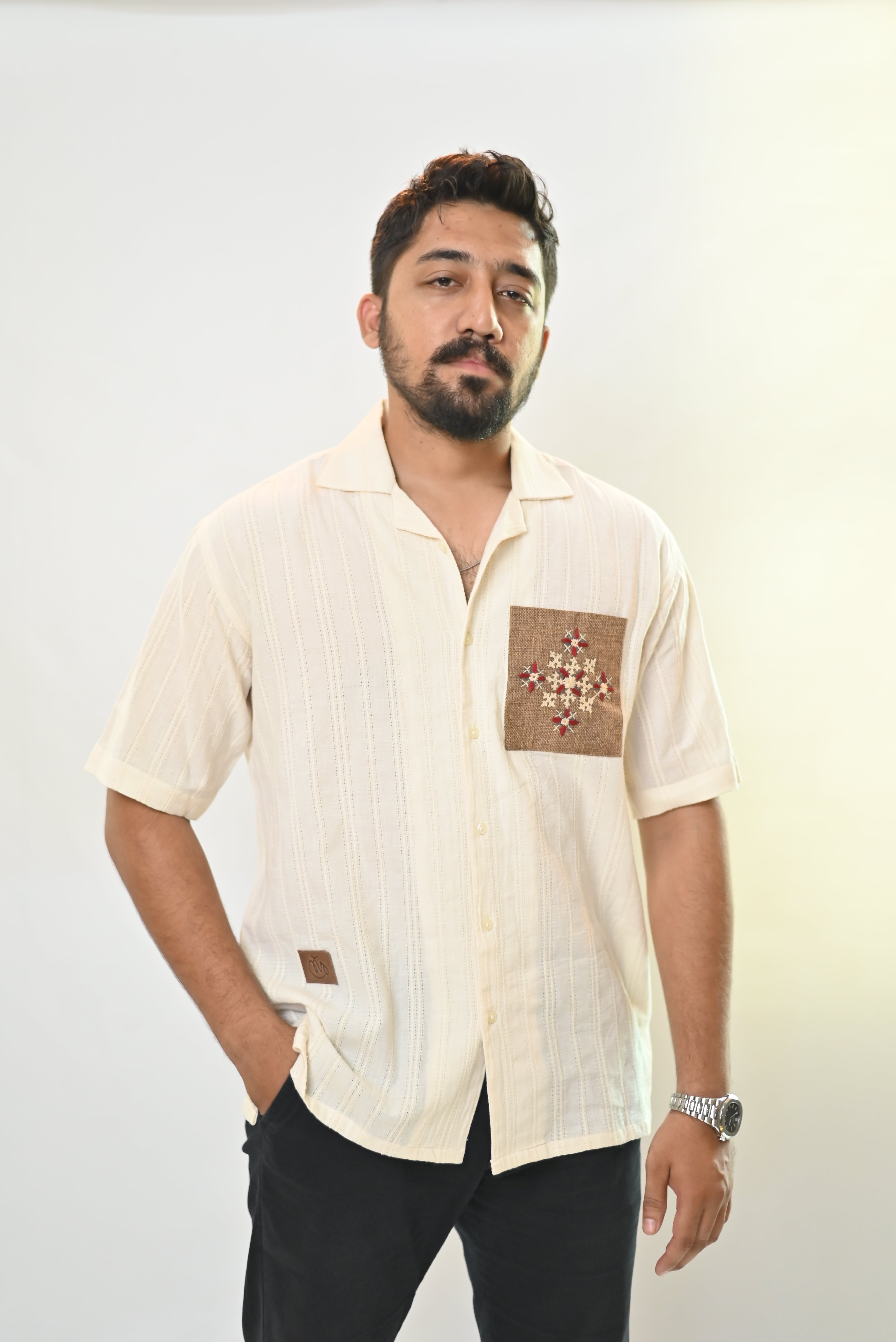 Saaz – Off-White Short-Sleeve Shirt