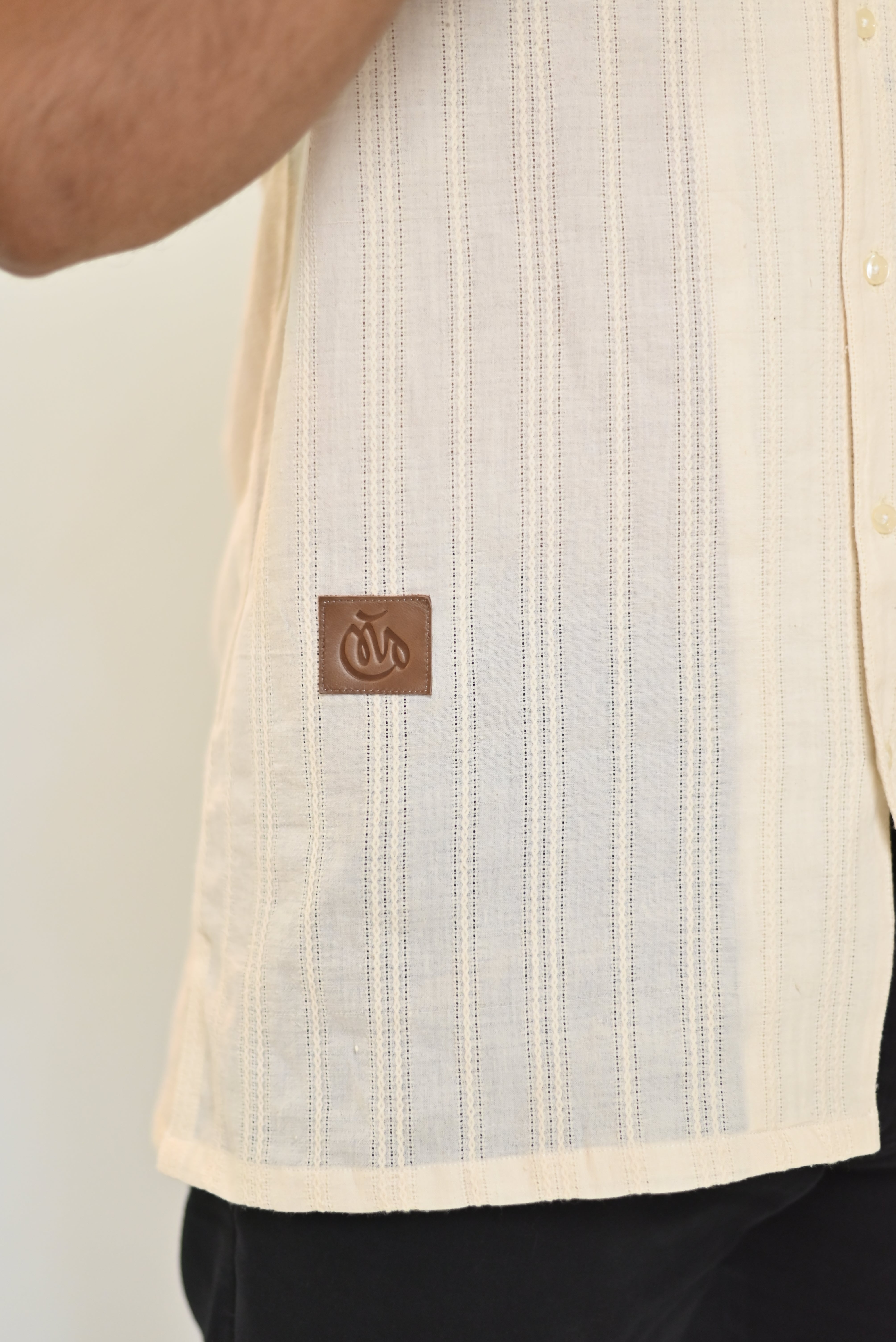 Saaz – Off-White Short-Sleeve Shirt