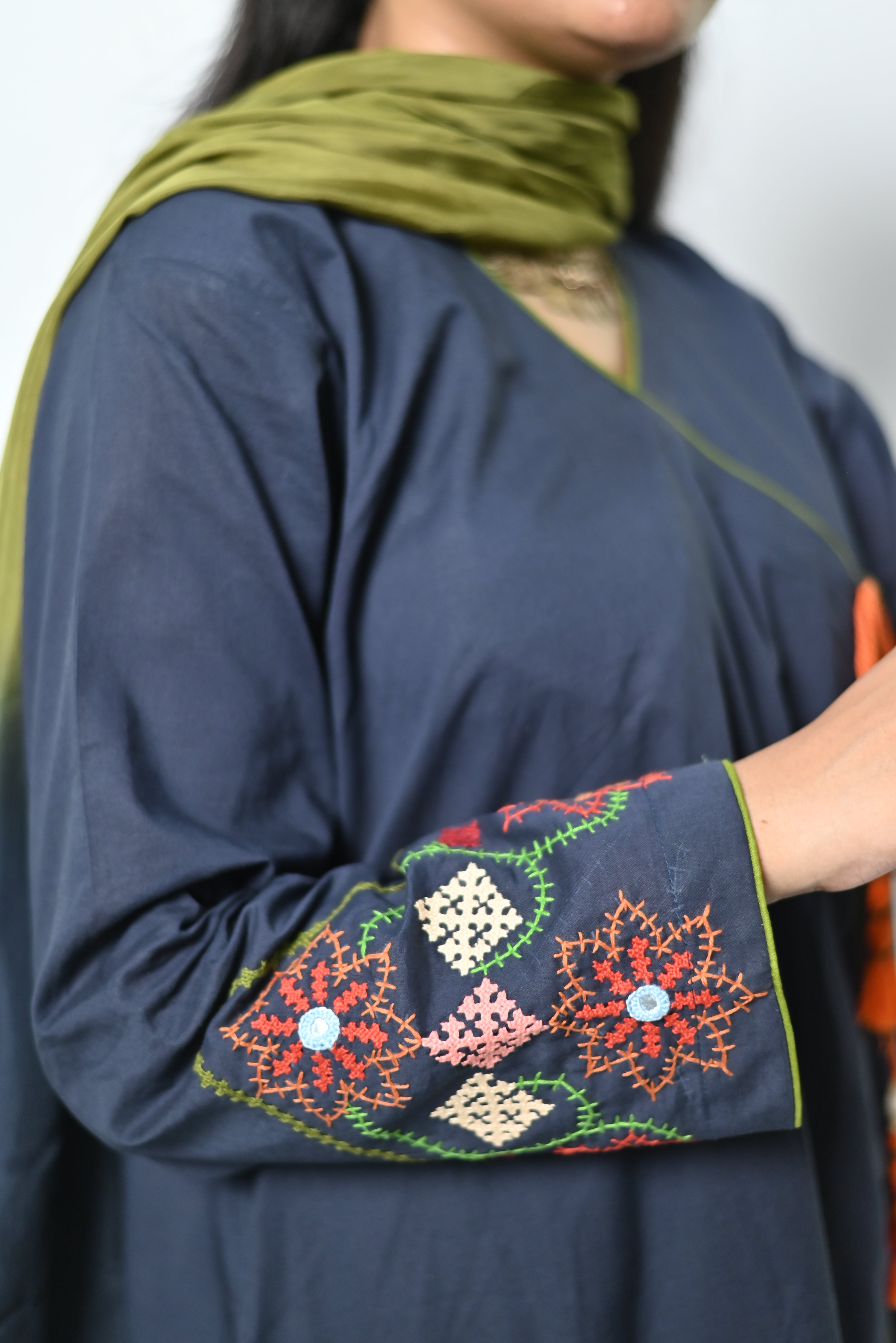 Aangan – Navy Blue Anghrakha